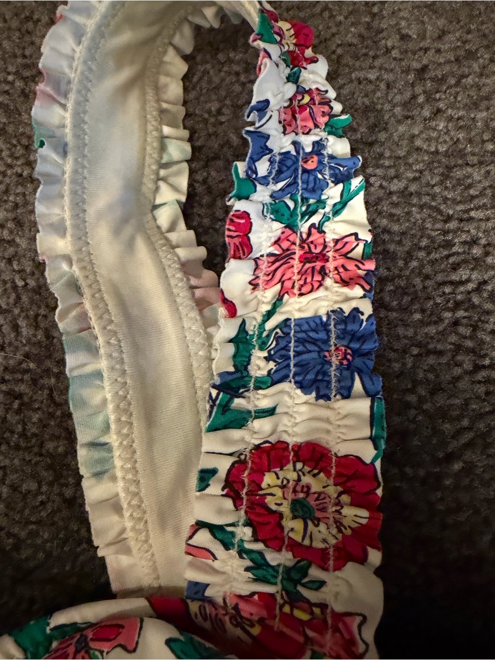Vineyard Vines White Tisbury Floral Smocked Bikini Set XS Women’s NWT - Picture 4 of 10